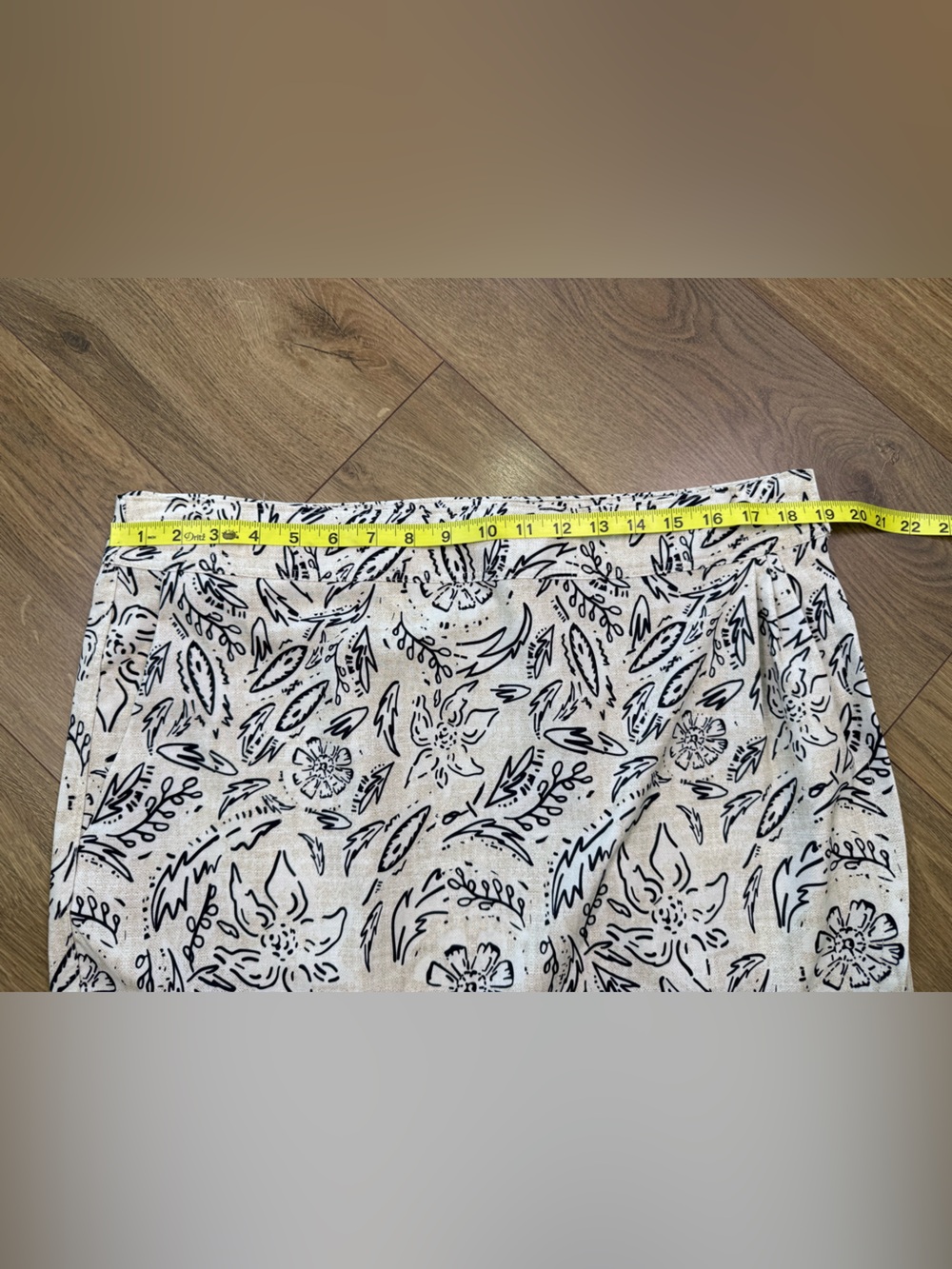 Ripskirt Hawaii Original Wrap Skirt Length 3 In Rustica Tan Floral Size XL - Picture 8 of 9